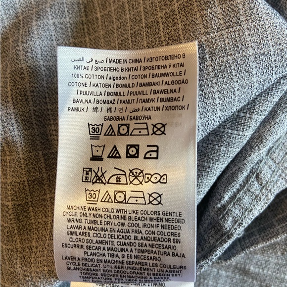 Guess 100% cotton button down tee - Picture 6 of 9